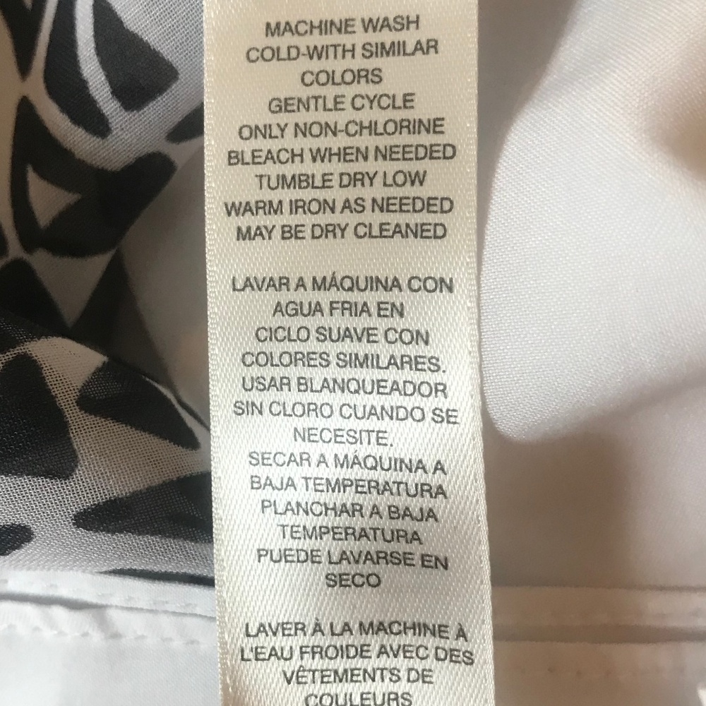 White House Black Market Skirt - Picture 6 of 6